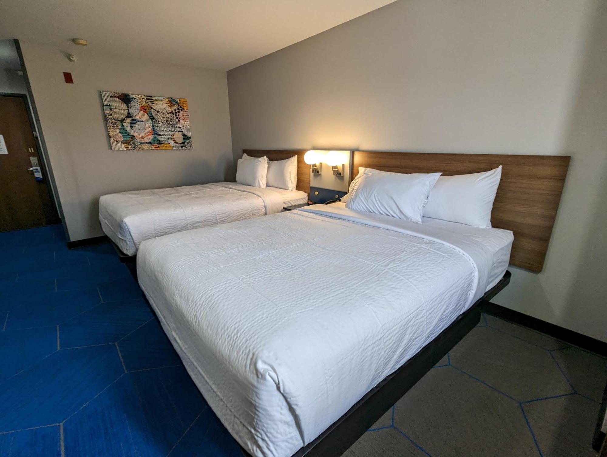 Microtel Inn & Suites By Wyndham Rapid City Exterior foto